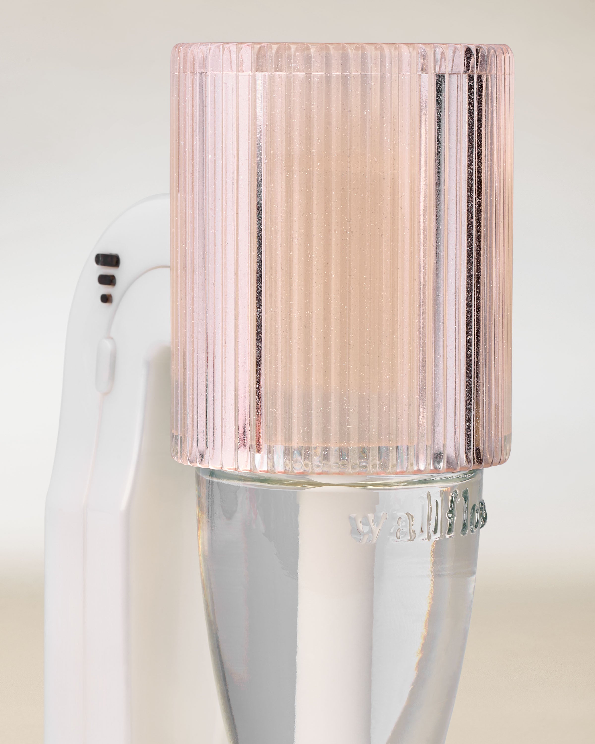 Champagne Sparkly Fluted Scent Control Nightlight - Image 2