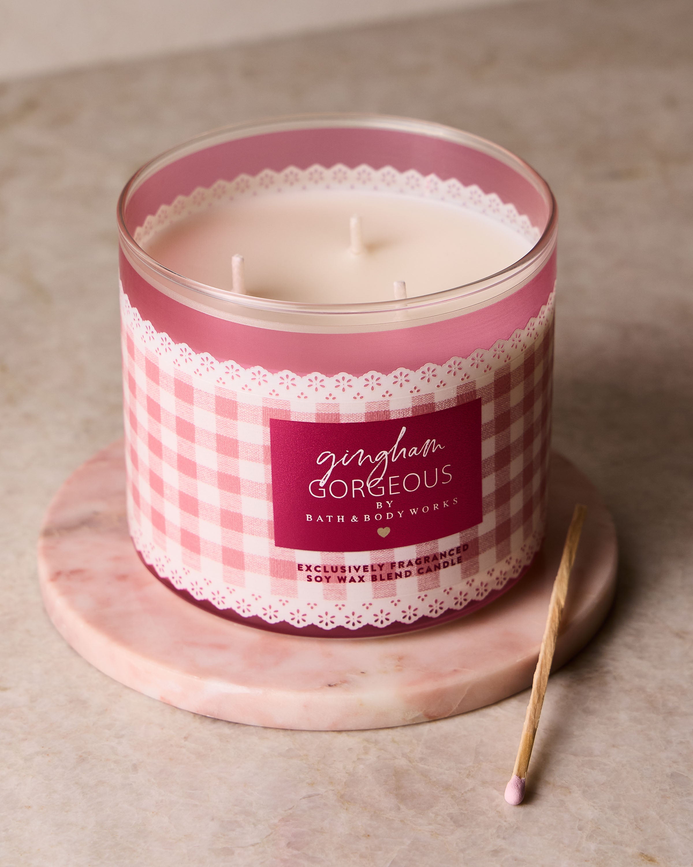 Gingham Gorgeous 3-Wick Candle - Image 4