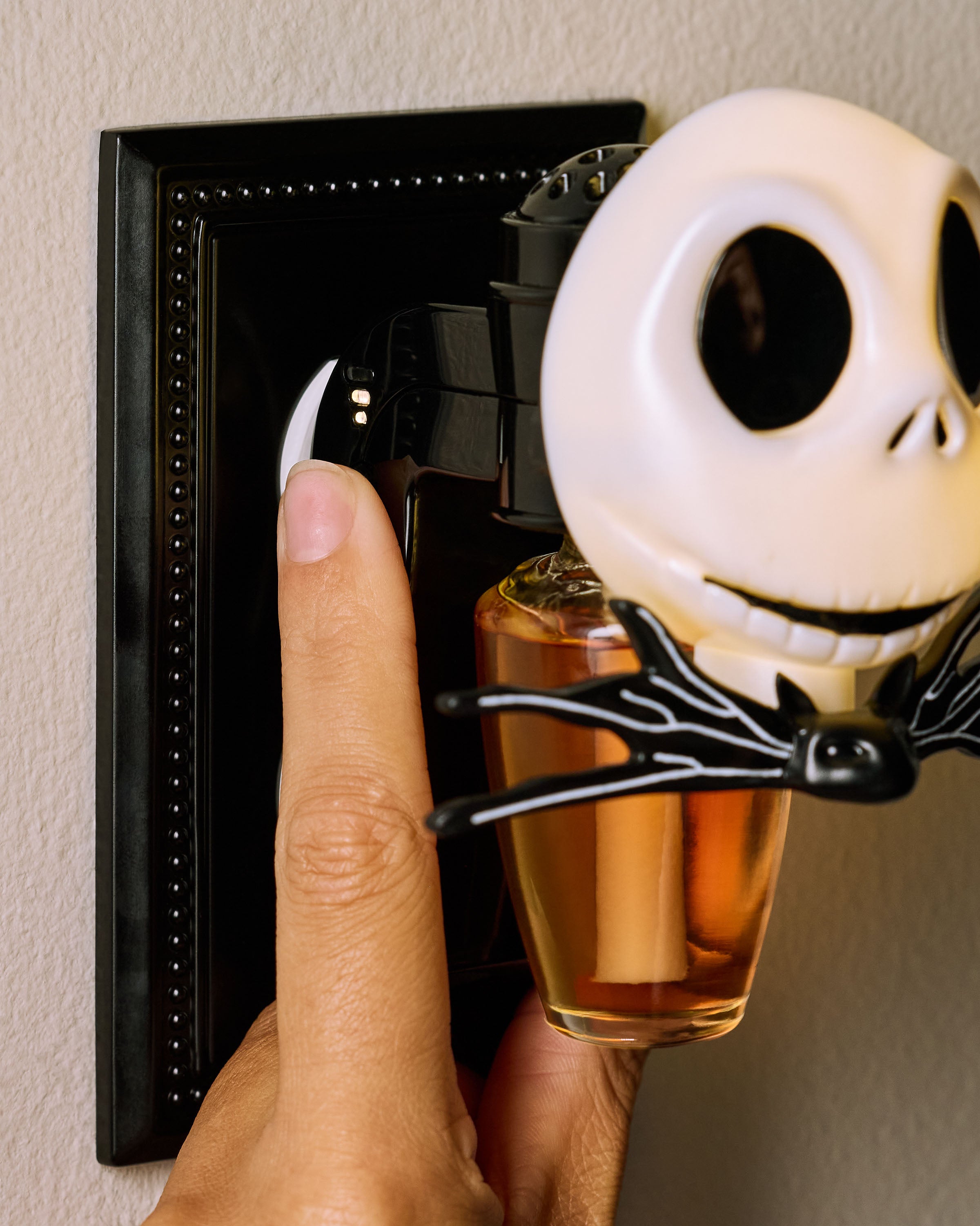 Jack Skellington Scent Control Nightlight - Image 4