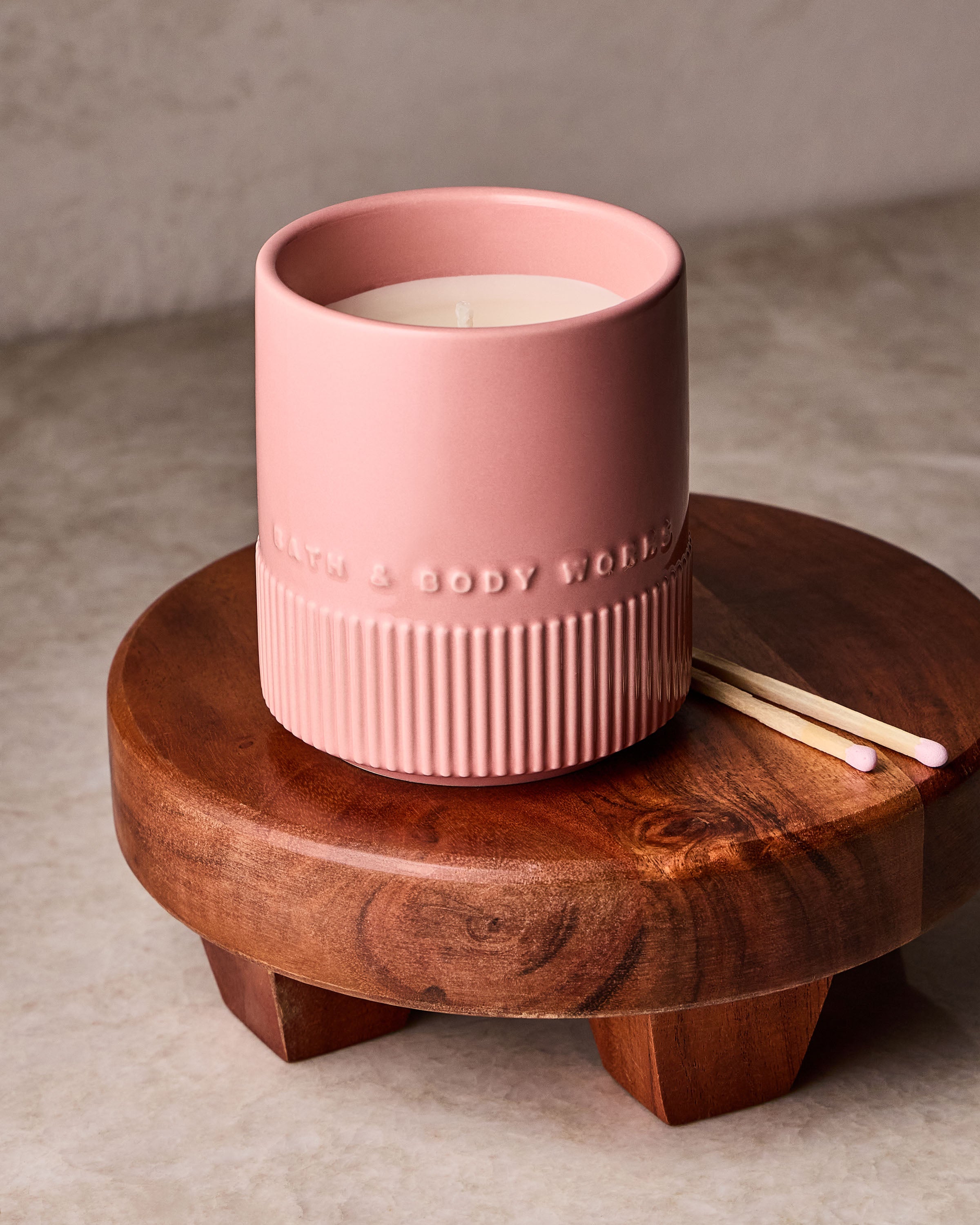 Vanilla + Tonka Single Wick Candle - Image 4