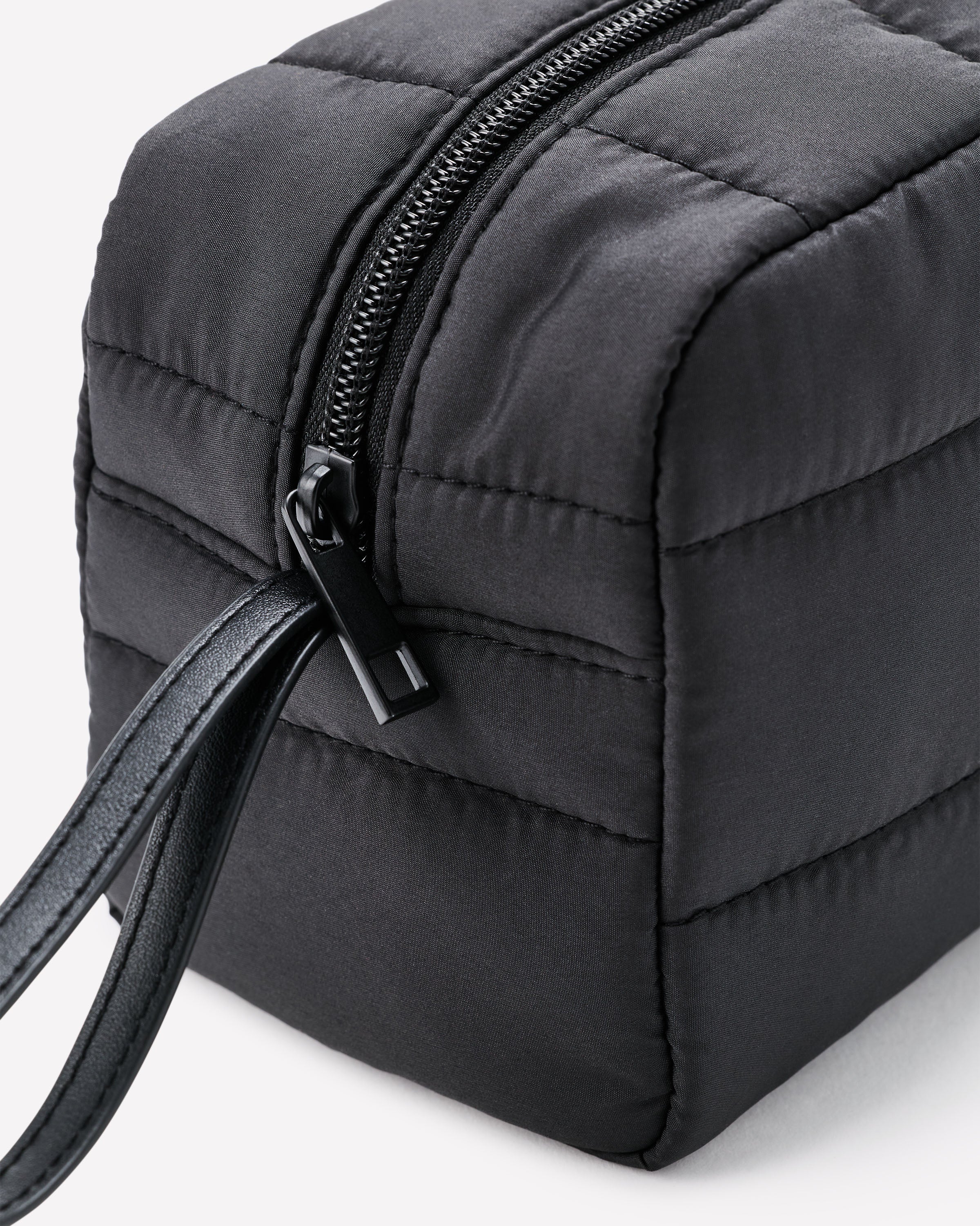 Black Puffer - Image 2