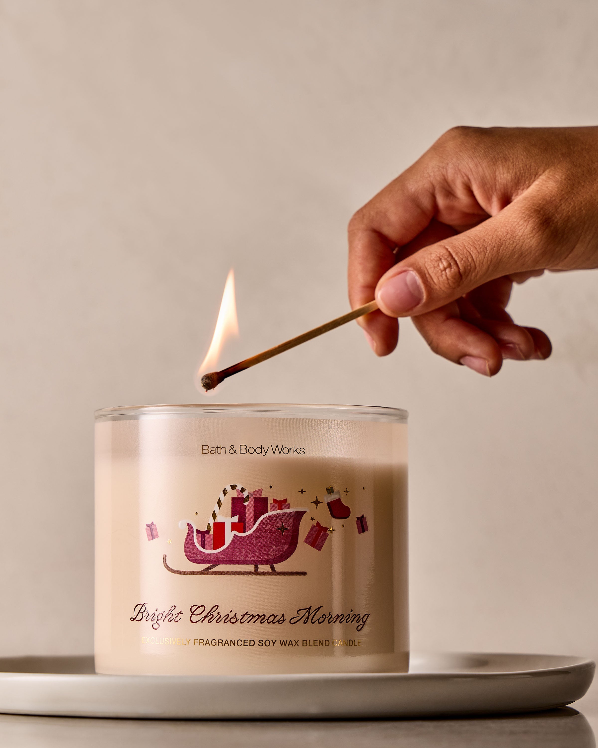 Bright Christmas Morning 3-Wick Candle - Image 5